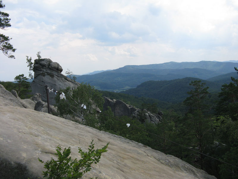 Скалы-Довбуша.jpg