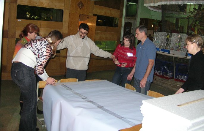 DSCN6248 - Клеим плакат_3_sm.jpg