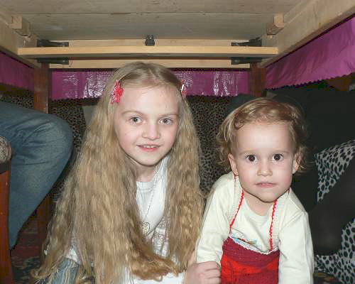 img005.jpg
