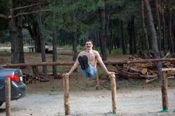 уголок уголок